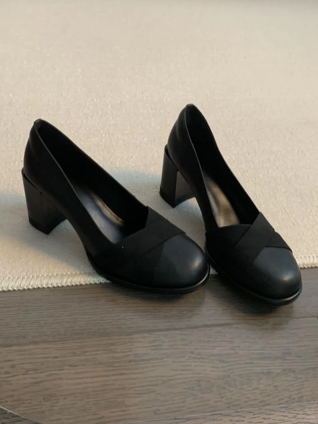 格雷女孩的芭蕾风通勤高跟鞋~