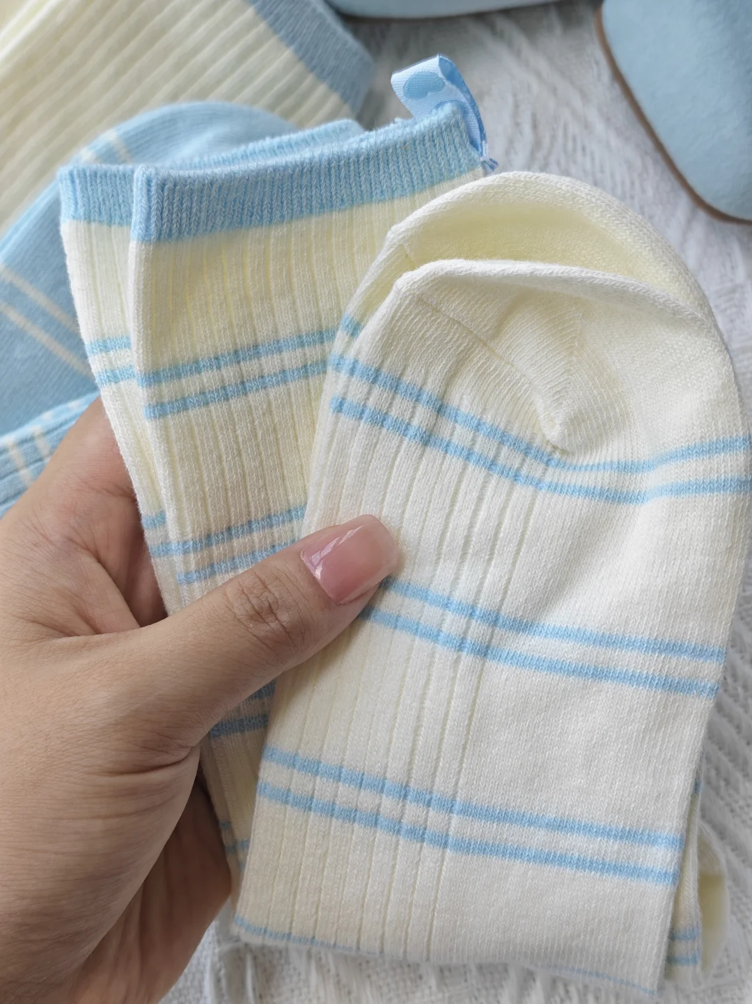 发现了一个宝藏袜子