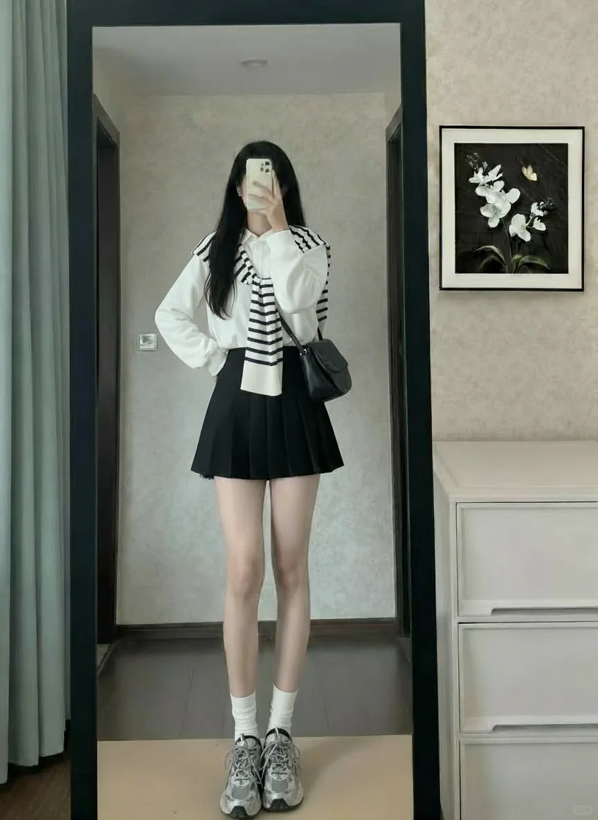 🍂入秋第十八期| 黑色百褶裙穿搭合集🖤