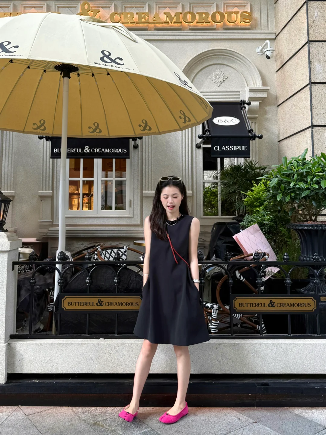 简单经典的小黑裙🖤