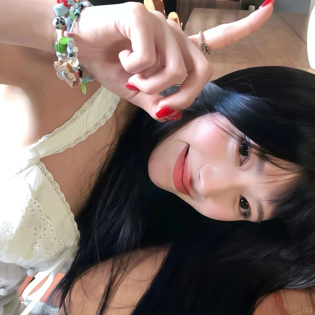 𝐖𝐞𝐂𝐡𝐚𝐭 | 令人心动的女生头像