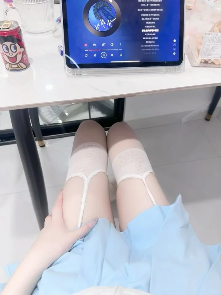 超爱我的白袜袜