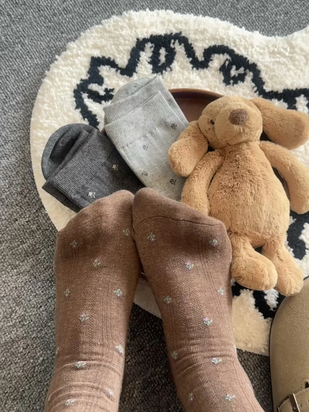 找到袜届甜妹啦！！