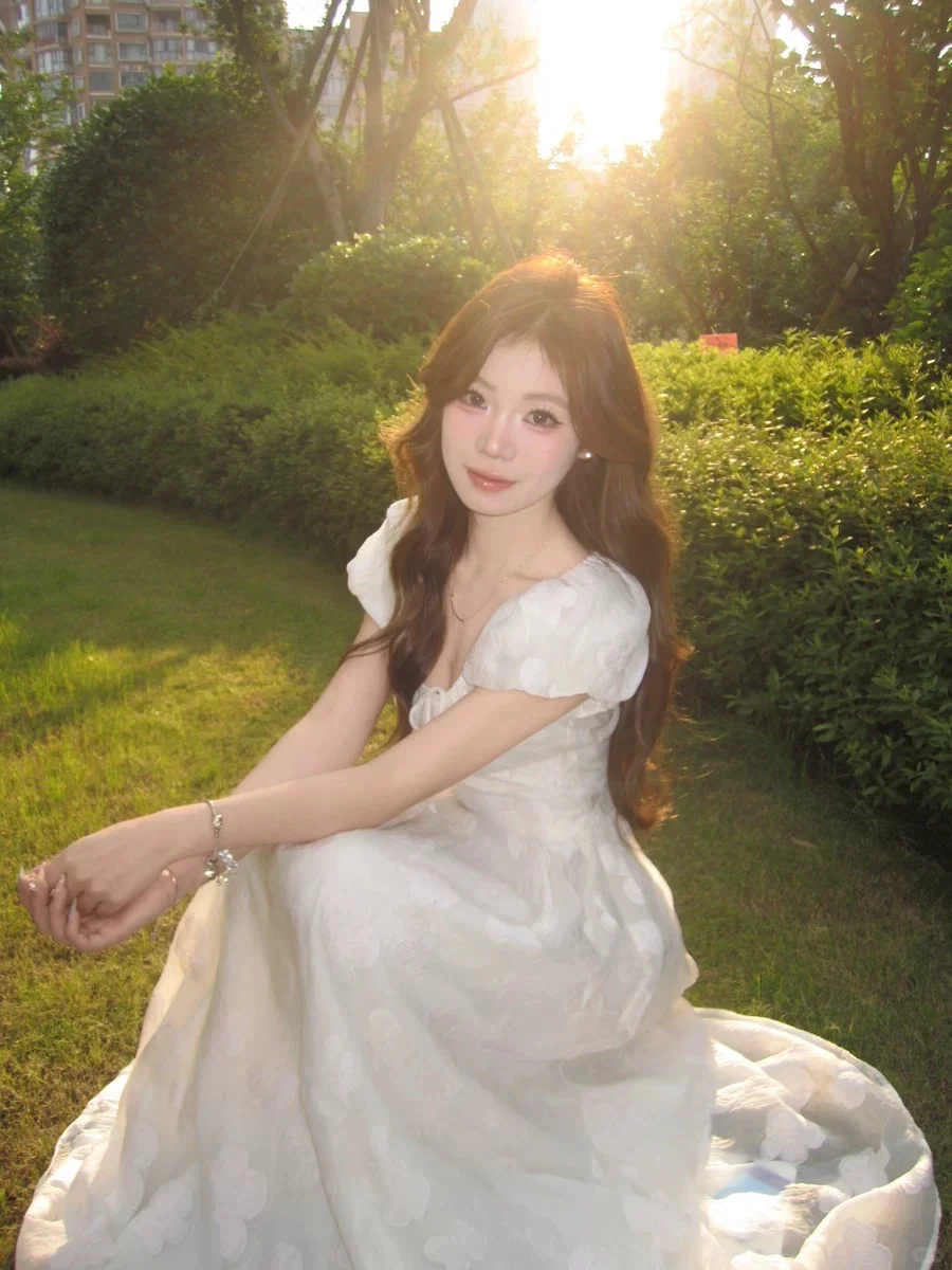 问爆链接！这条小众连衣裙也太显贵了！