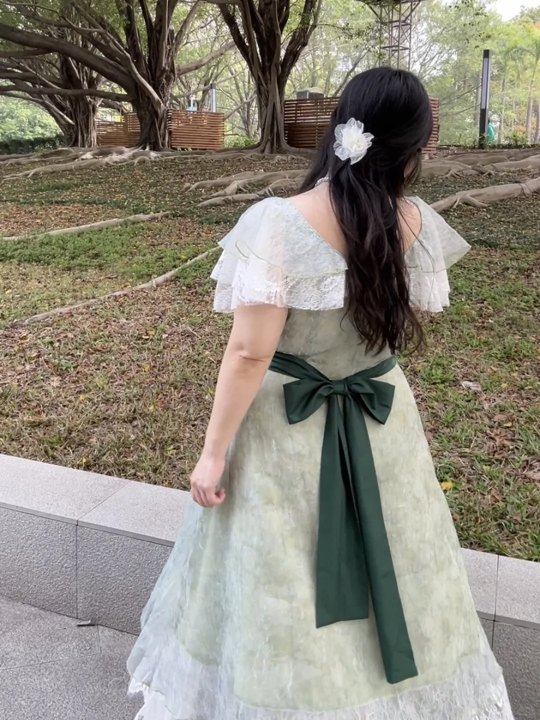 胖女孩也能美翻天！这条连衣裙让你告别臃肿