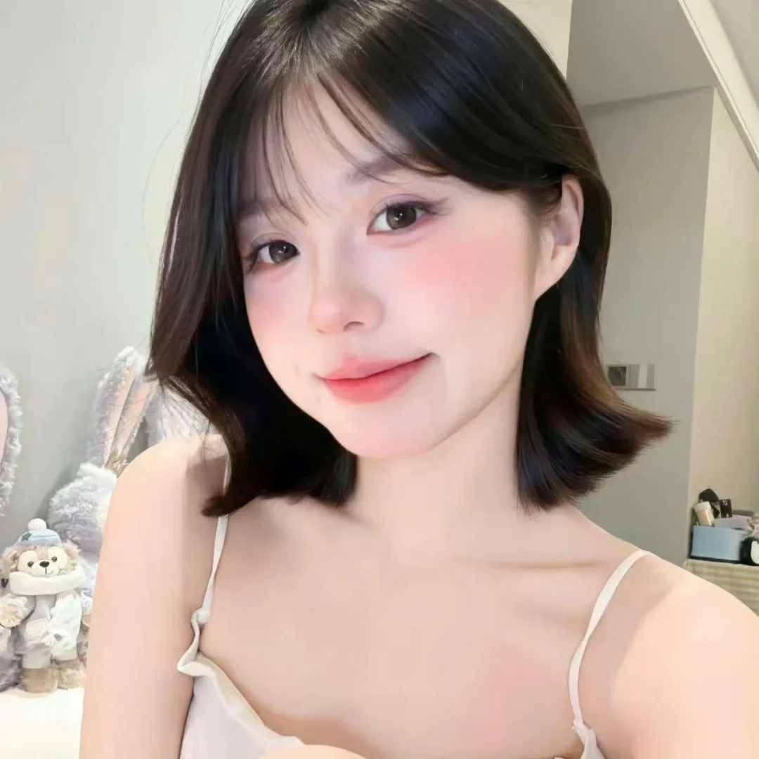 𝙒𝙚𝘾𝙝𝙖𝙩｜超甜的女生头像