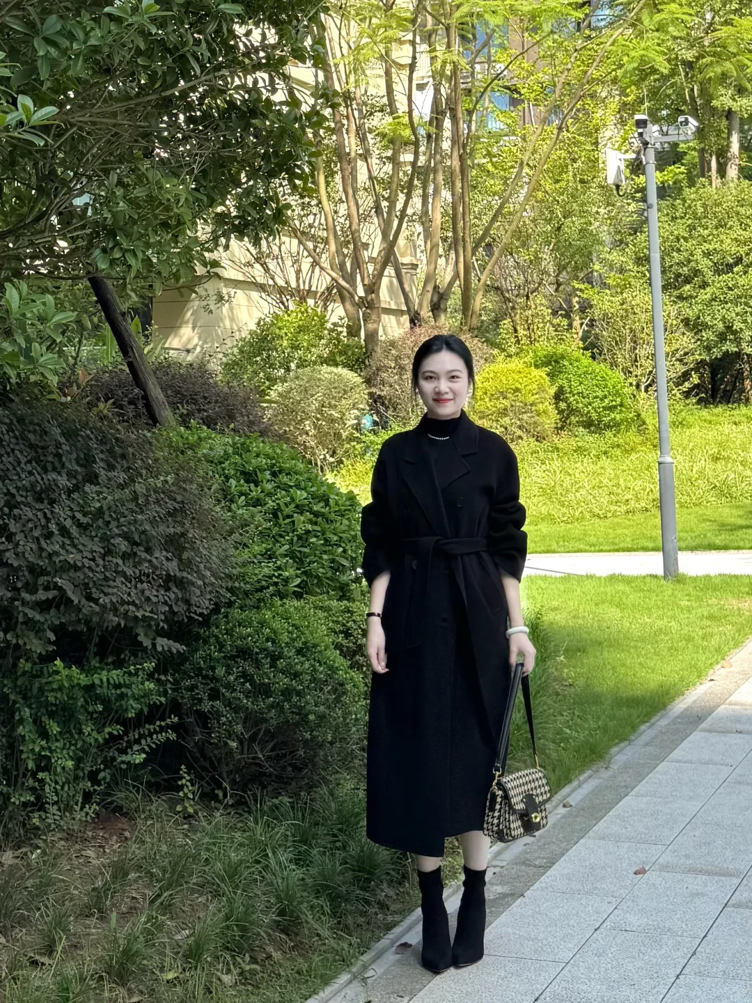 教师穿搭｜啊啊期待冬天！！大衣➕高跟鞋 气质！