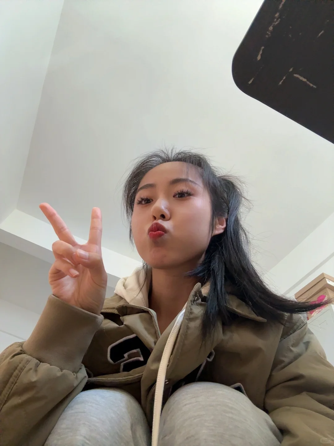 到底谁说角度越刁钻拍照越好看的