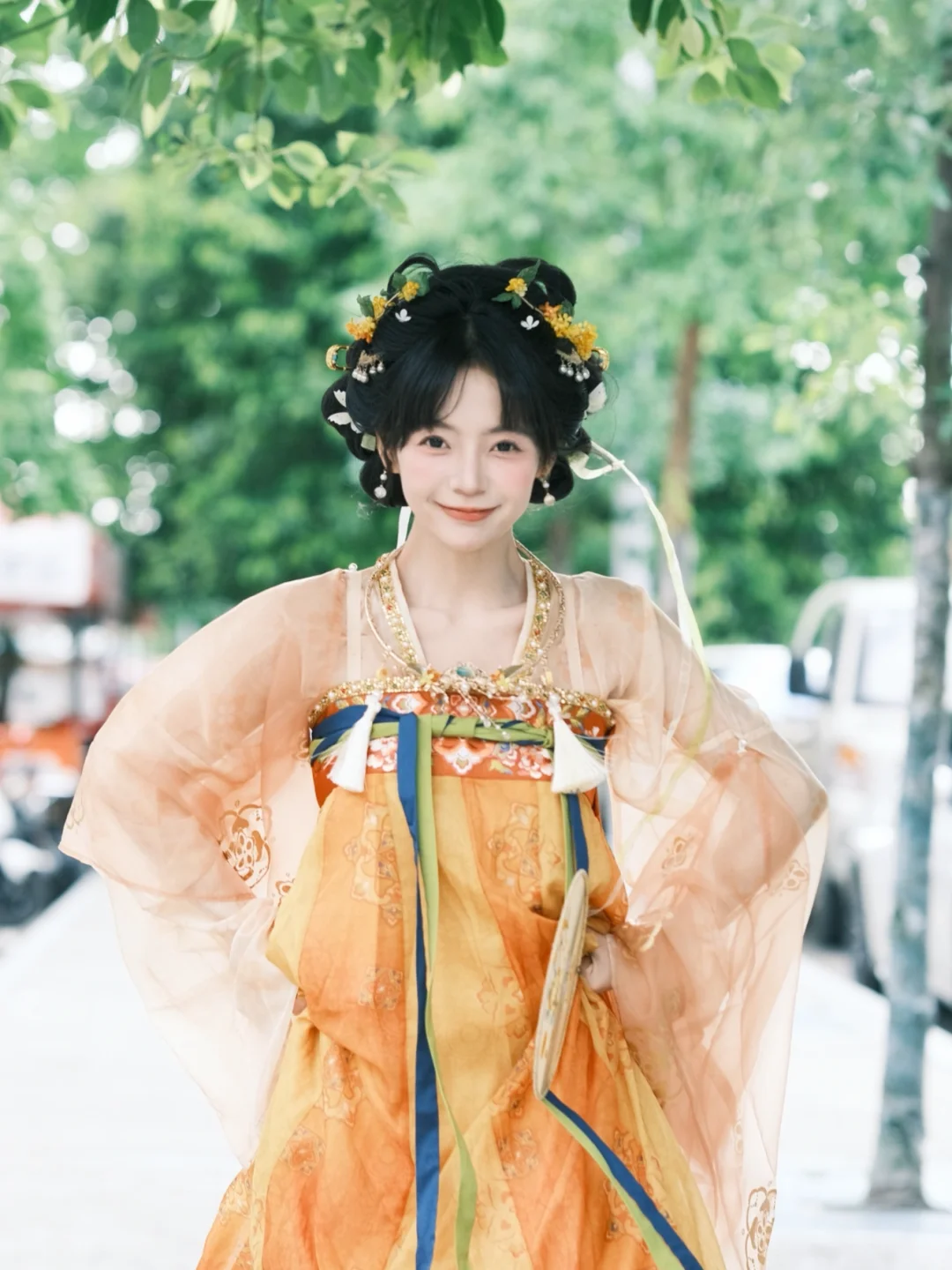 金灿灿的秋日唐风妆造-好适合中秋🥮