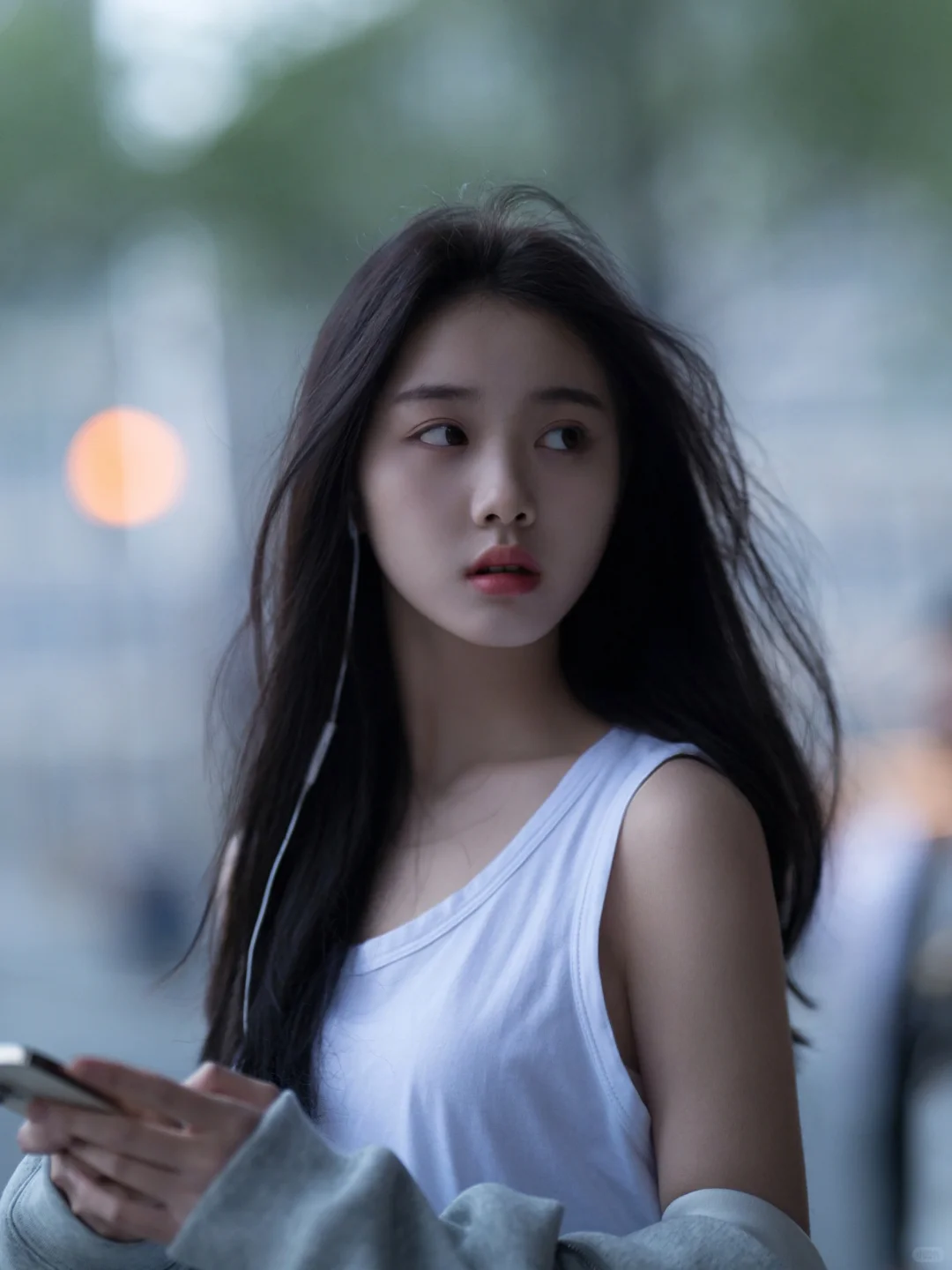 欲言又止的悲伤