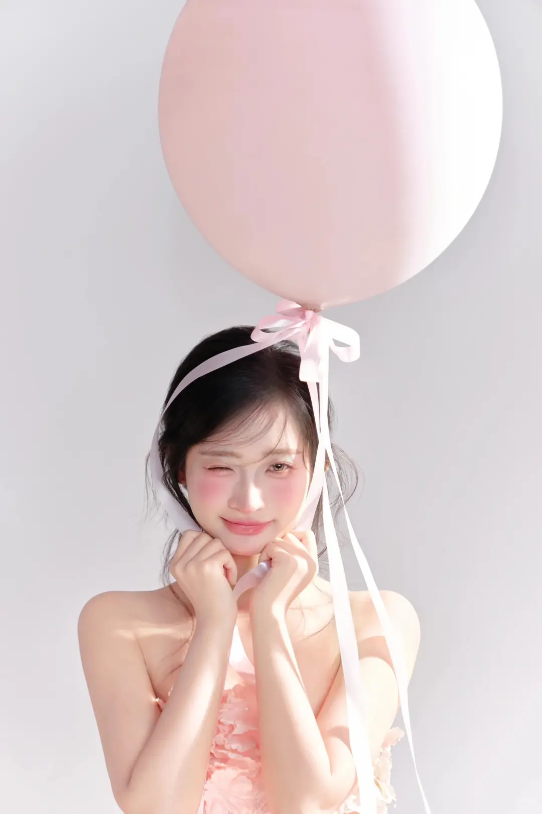 谁拍谁是在逃公主！粉色花漾写真🌸