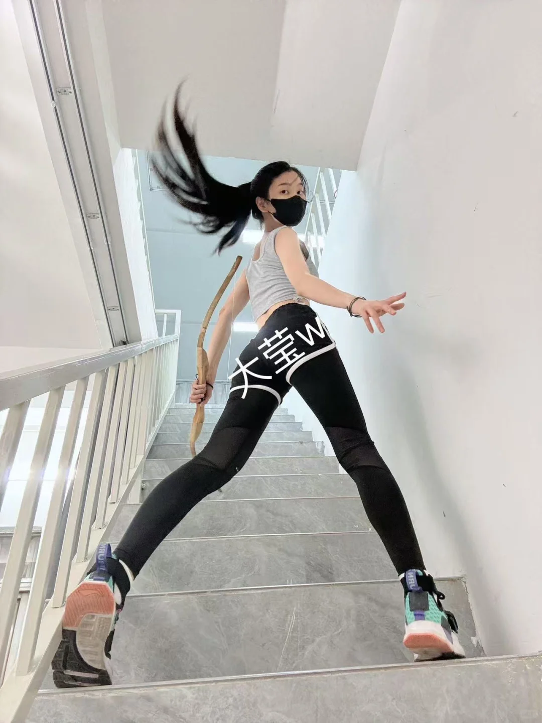 楼梯是拍大透视张力动邪修办法|弓箭手动作