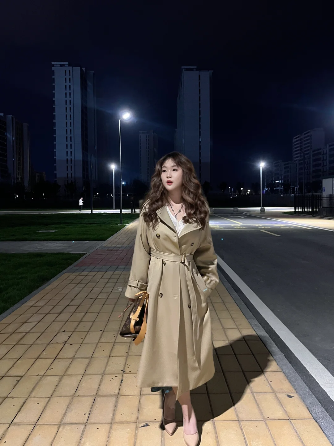 穿10cm高跟鞋如履平地的女人，干什么都成功