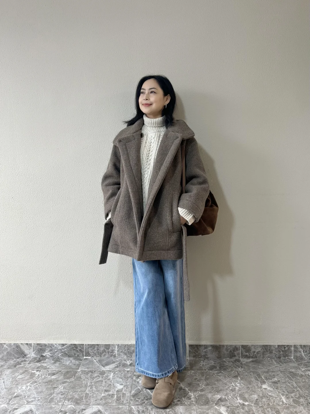 阿姨显年轻穿搭 秋冬也可以穿得很酷很潇洒