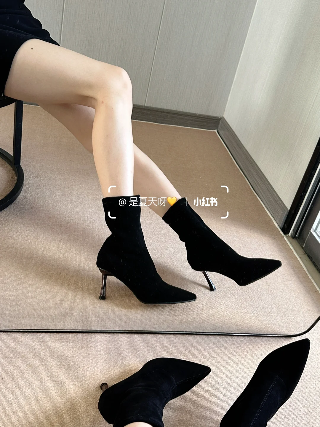 黑色高跟靴、真的好美呀、好显腿细呀