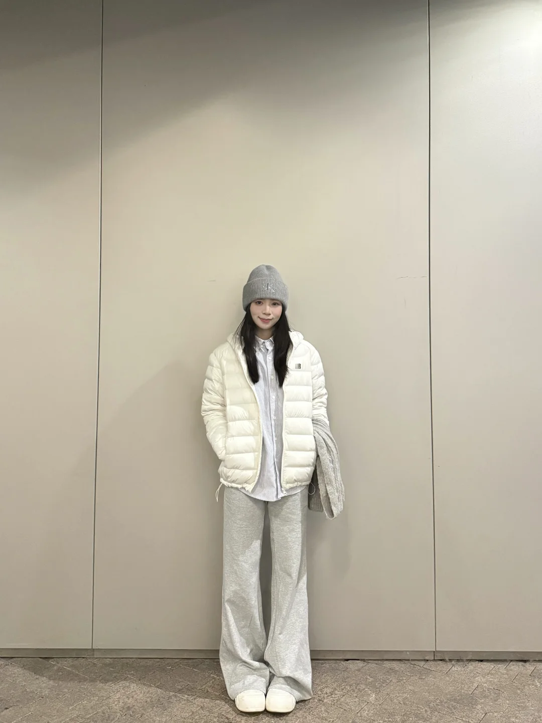 排骨羽绒服➕休闲裤 冬天实用穿搭！