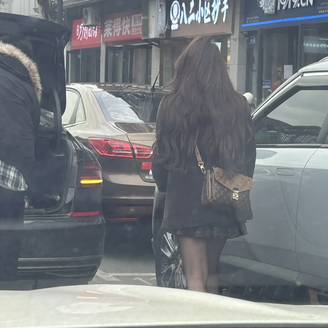街头偶遇的很会穿搭的小姐姐！