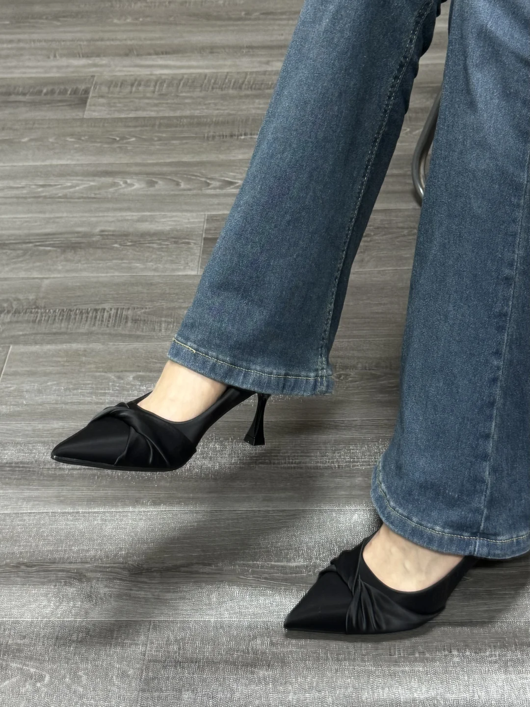 这双高跟鞋当工作鞋无敌了，巨气质！