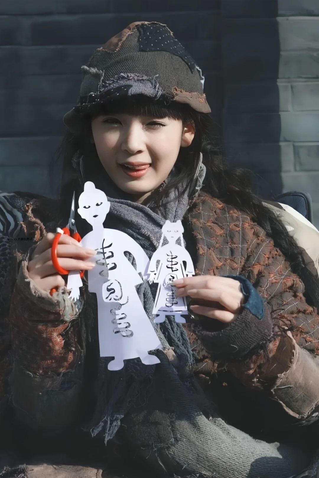 小时候觉得岳绮罗像叶罗丽精灵梦里的娃娃