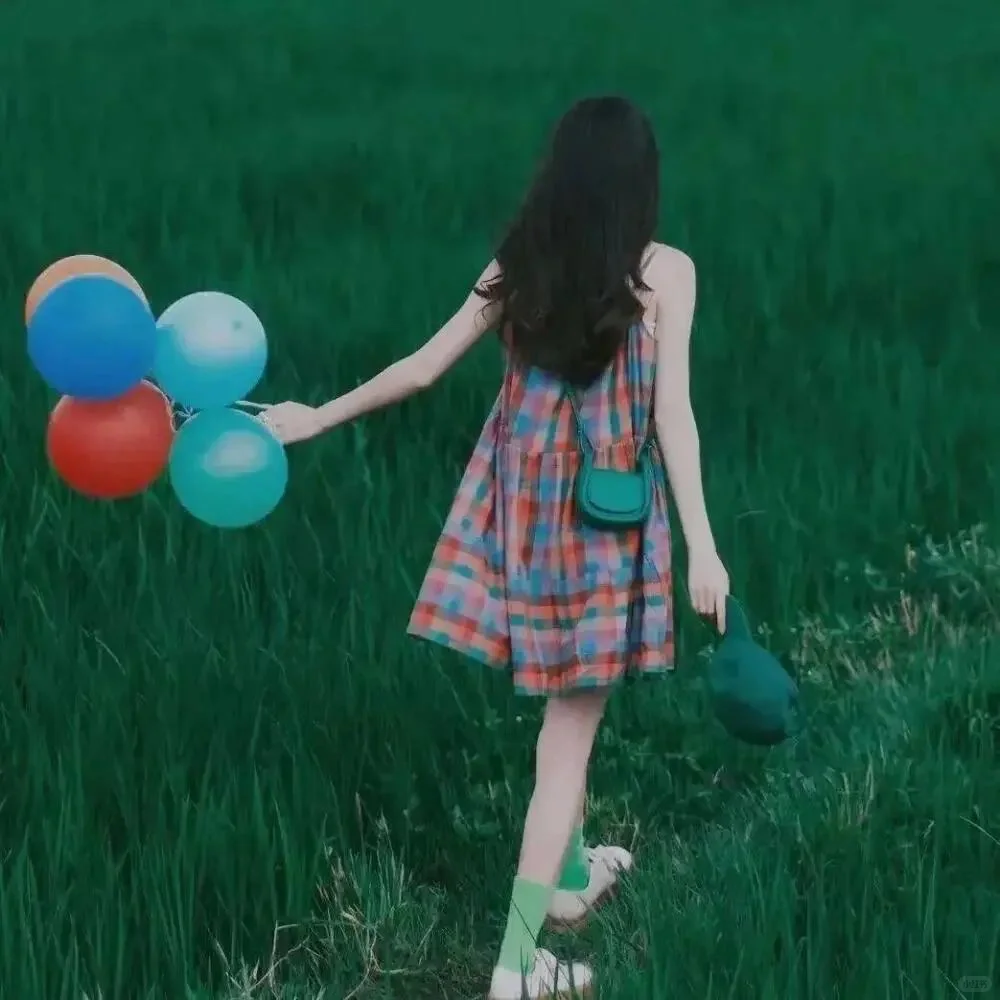 𝙒𝙚𝘾𝙝𝙖𝙩｜文艺感女生头像