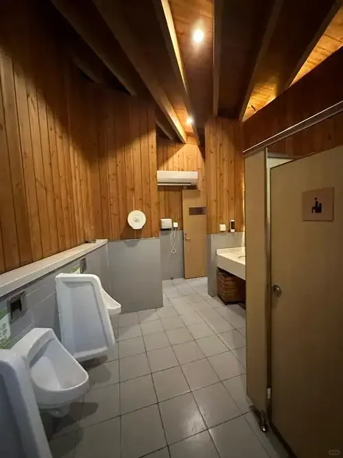 Ai等人工智能，无法解决女性生理构造的尴尬