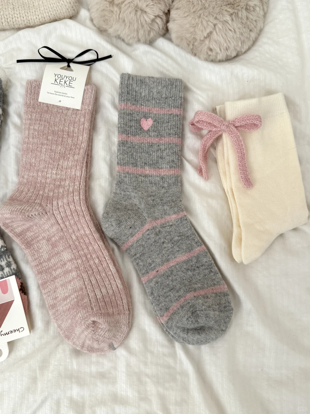 秋冬氛围感～这组灰粉色羊毛袜真的好少女啊！