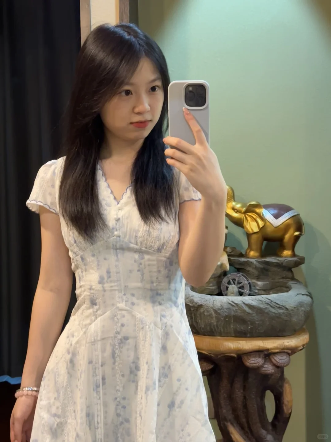 就这样装淑女。。。