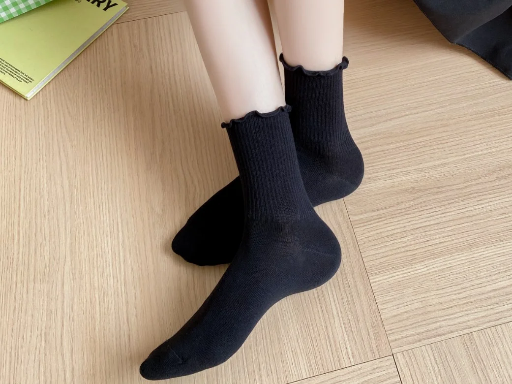 木耳边棉袜，一整个爱住了~