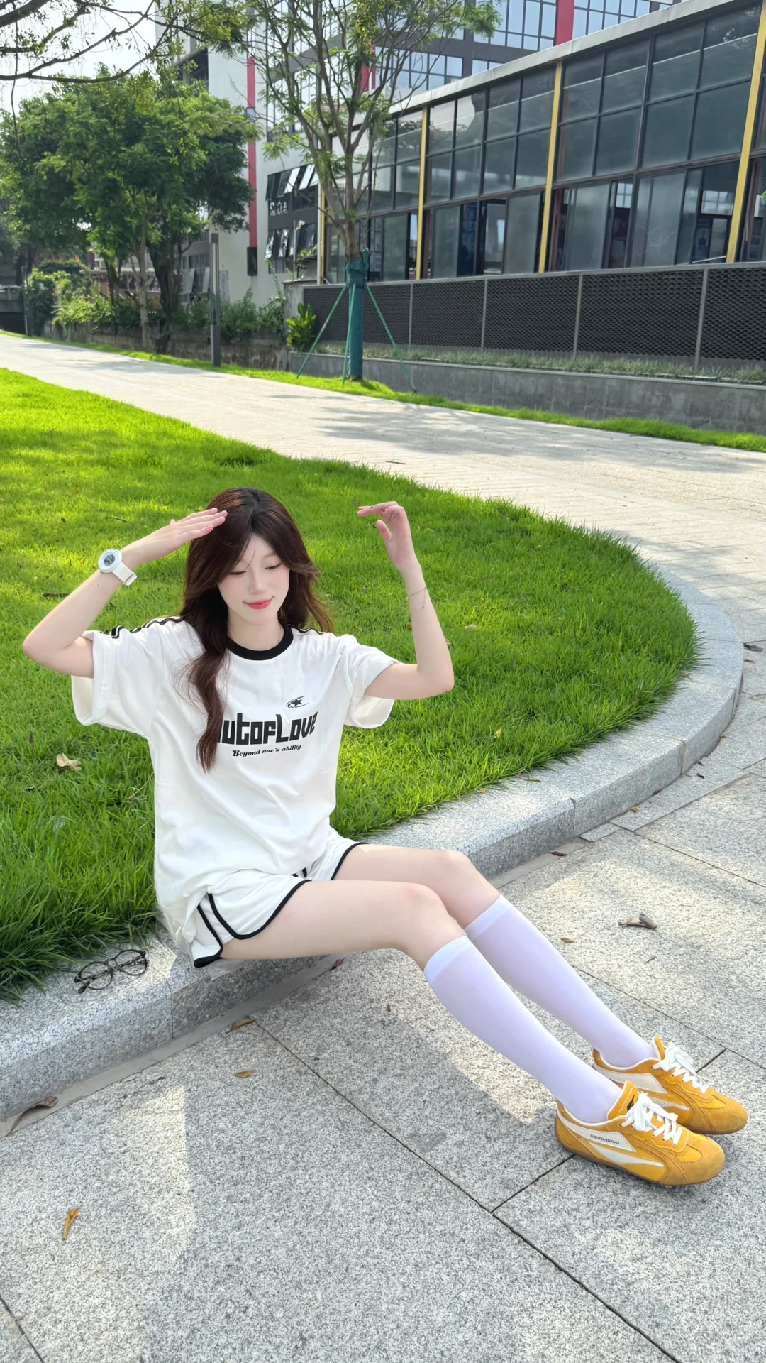 今天是白色清爽女孩！🤍