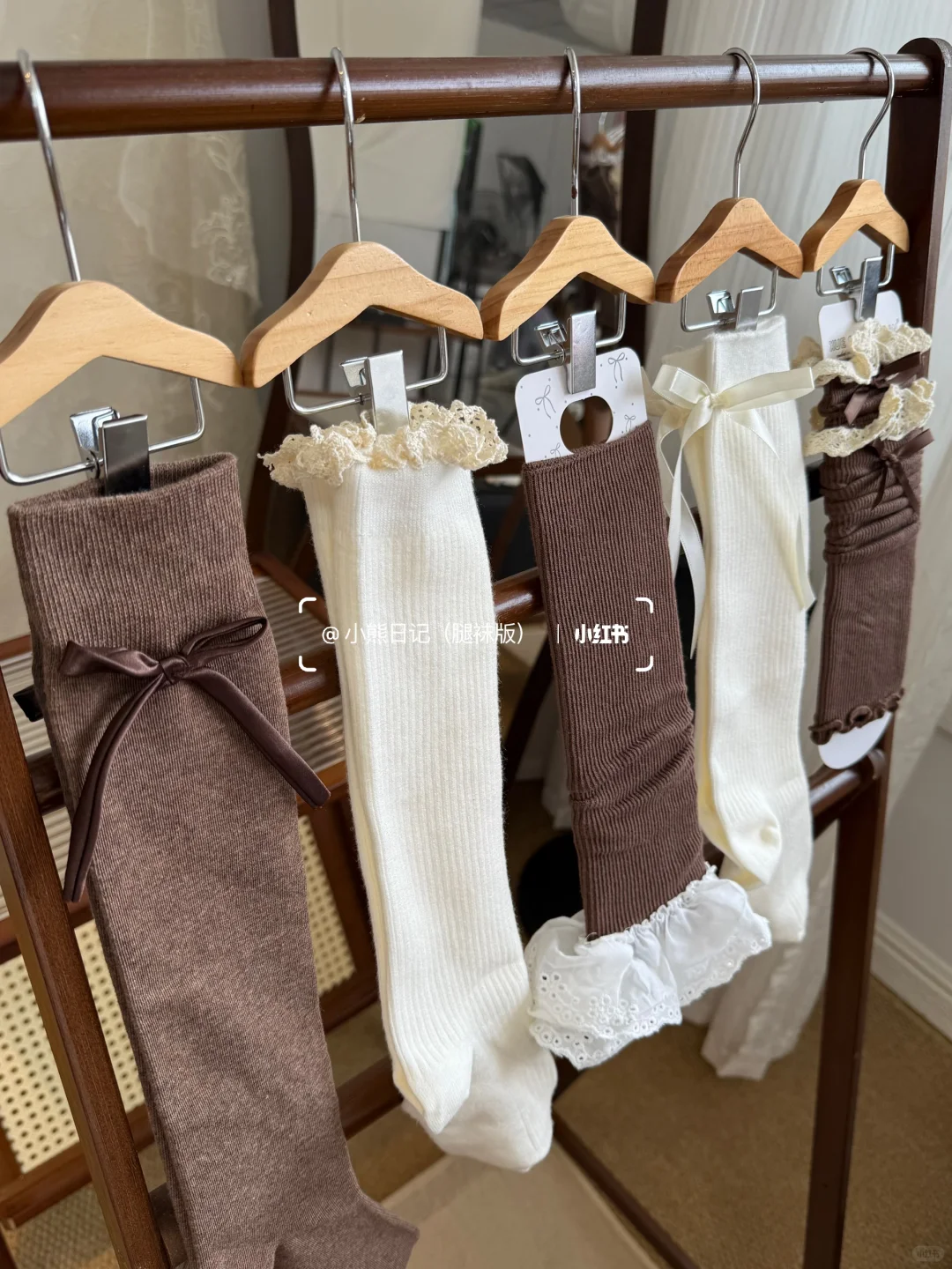 秋冬氛围感🍂好喜欢我的新袜子～小腿袜绝啦
