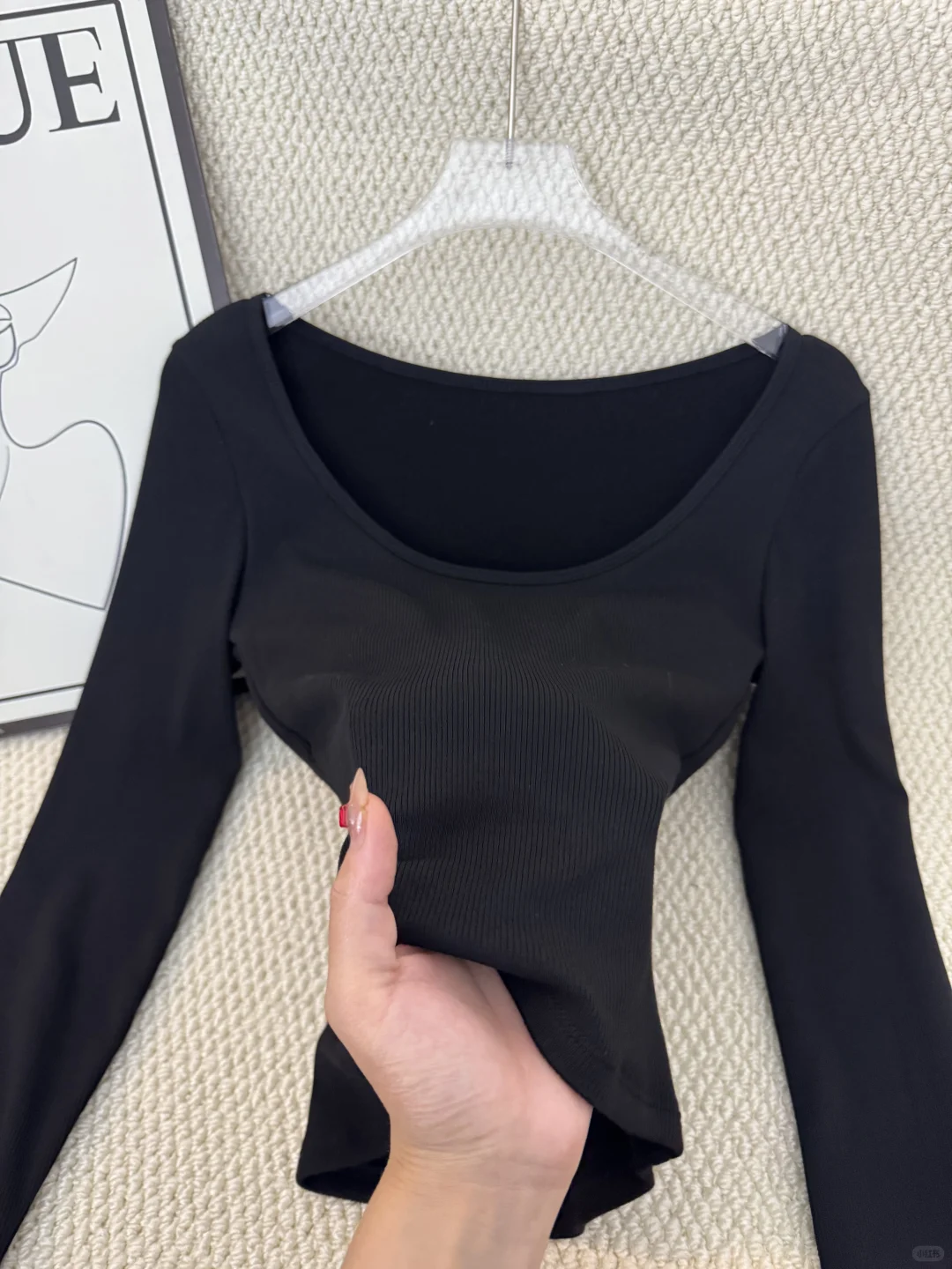 这个上衣穿上女人味都要溢出了！太权威咯！