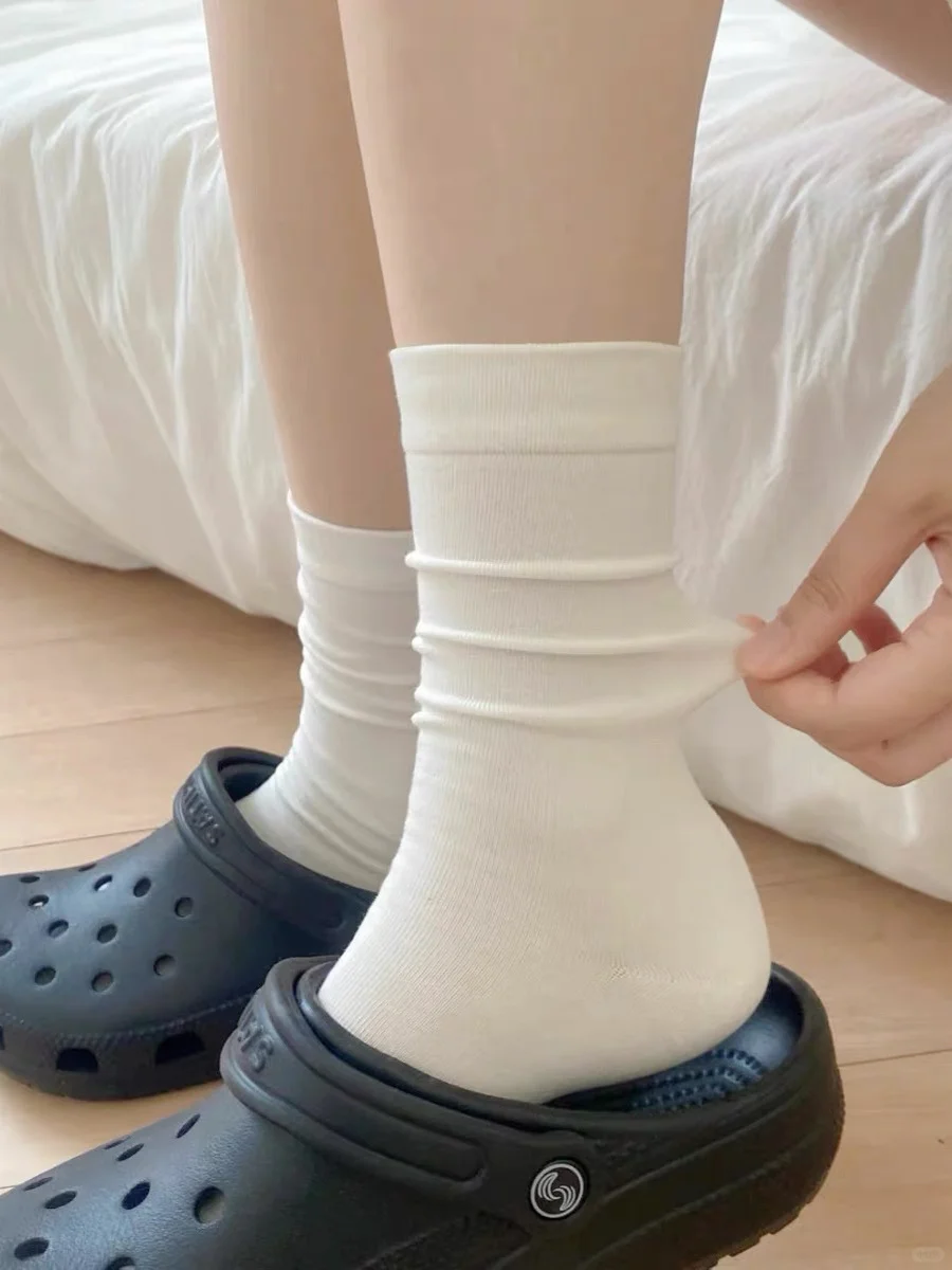 今天也想穿美美哒小白袜～