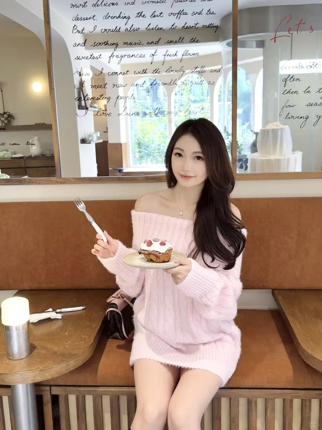 当一天韩女💕咖啡店拍照