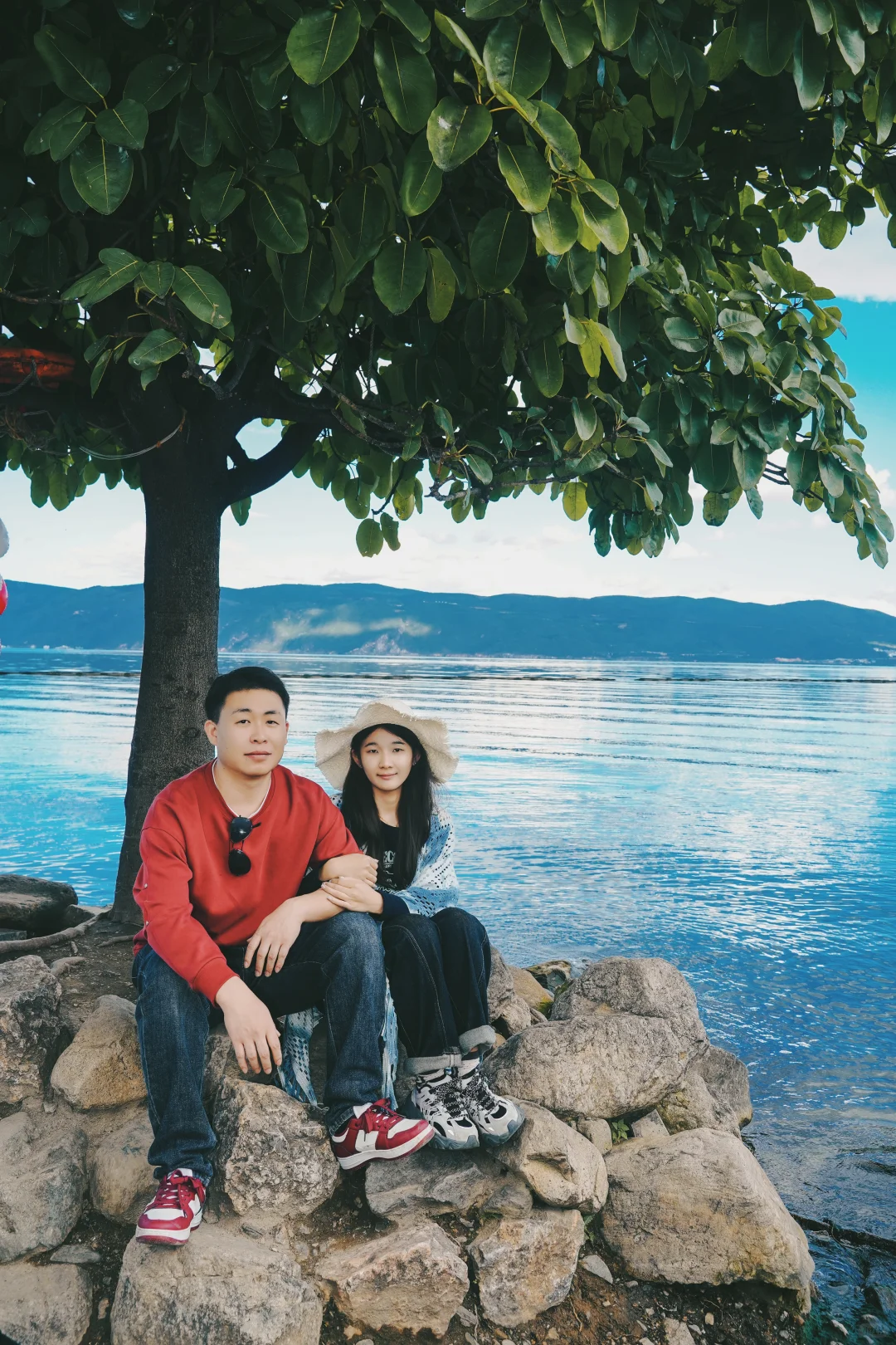 大理女摄影师约拍旅拍跟拍