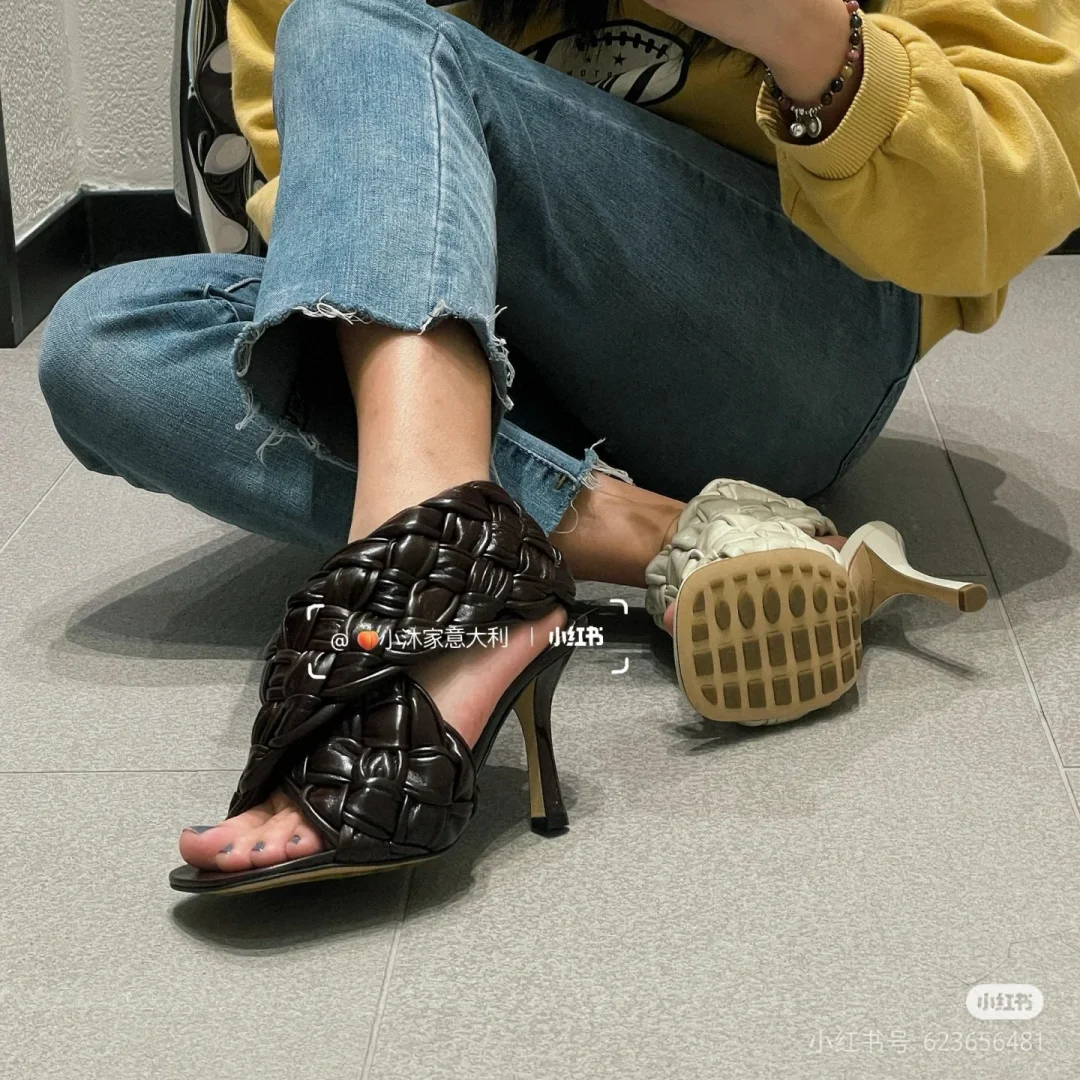 1️⃣折Bottega Veneta女士交叉编织高跟凉鞋
