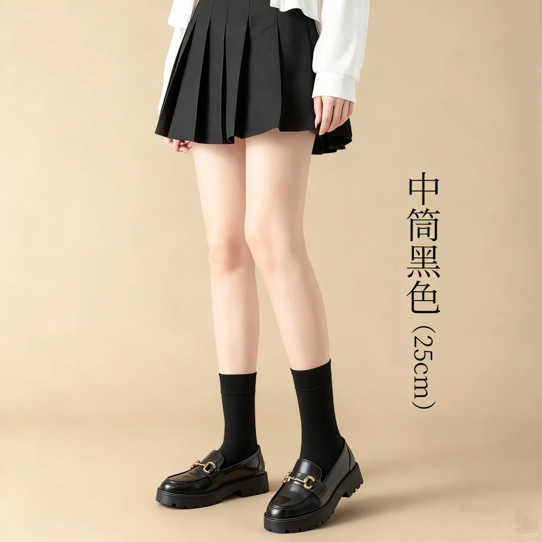 女生必看！1秒选对中筒袜，腿长开挂秒变漫画