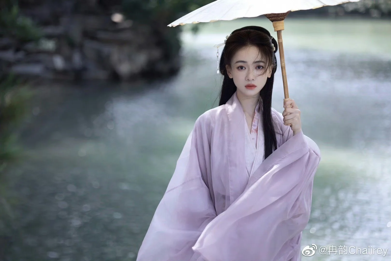 吴谨言紫衣古装