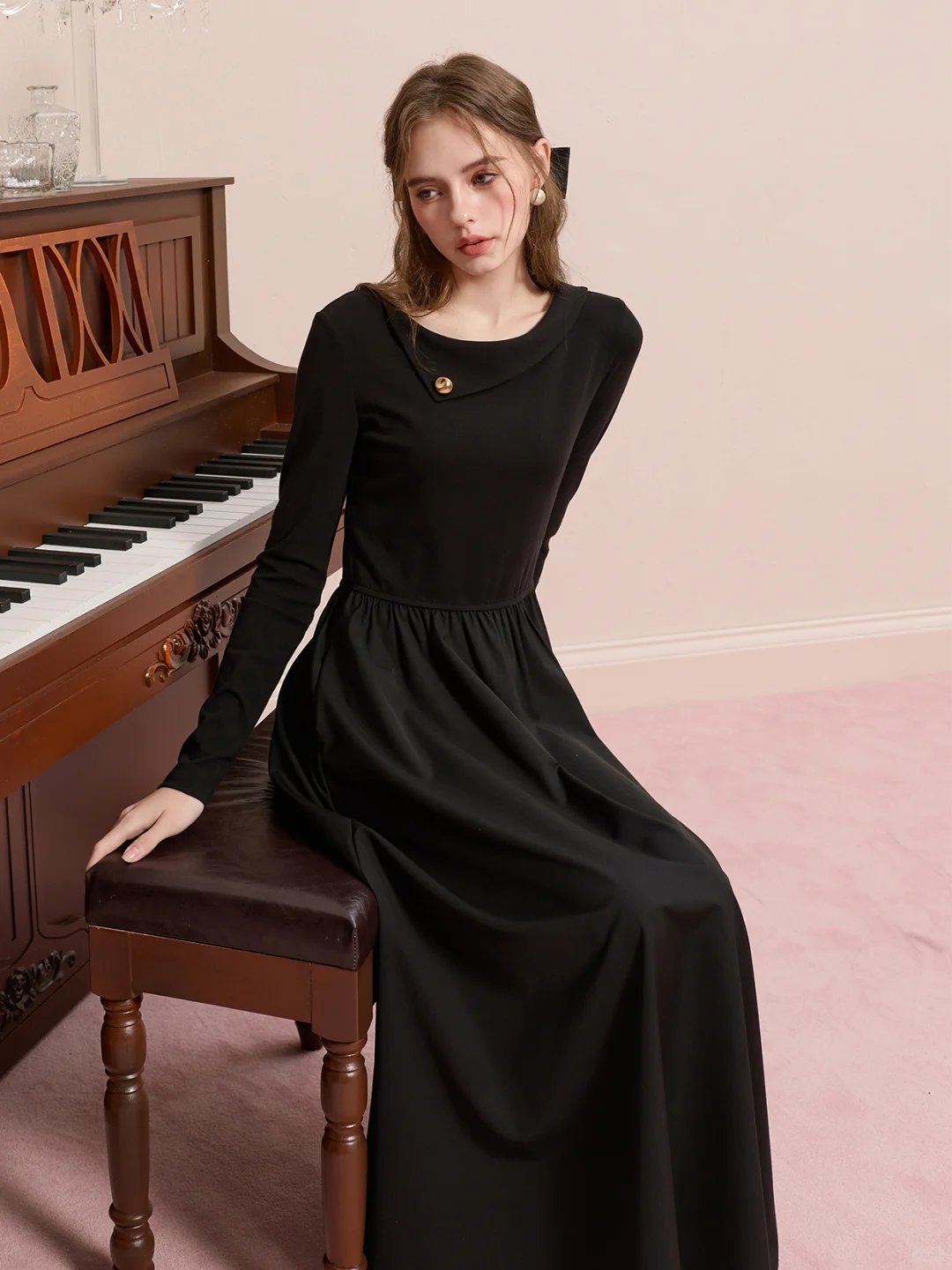 构筑优雅&middot;气质A字拼接小黑裙