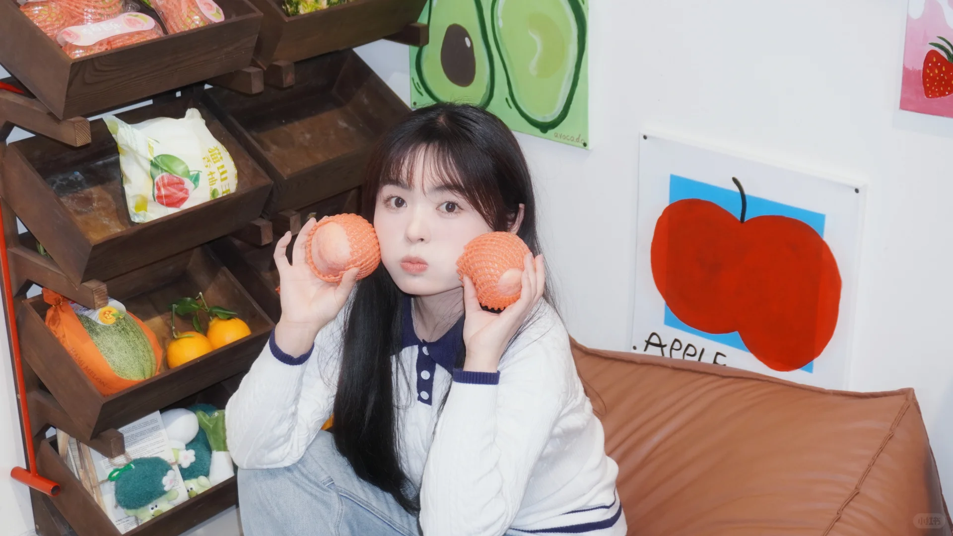 在水果店拍的甜妹写真🍊