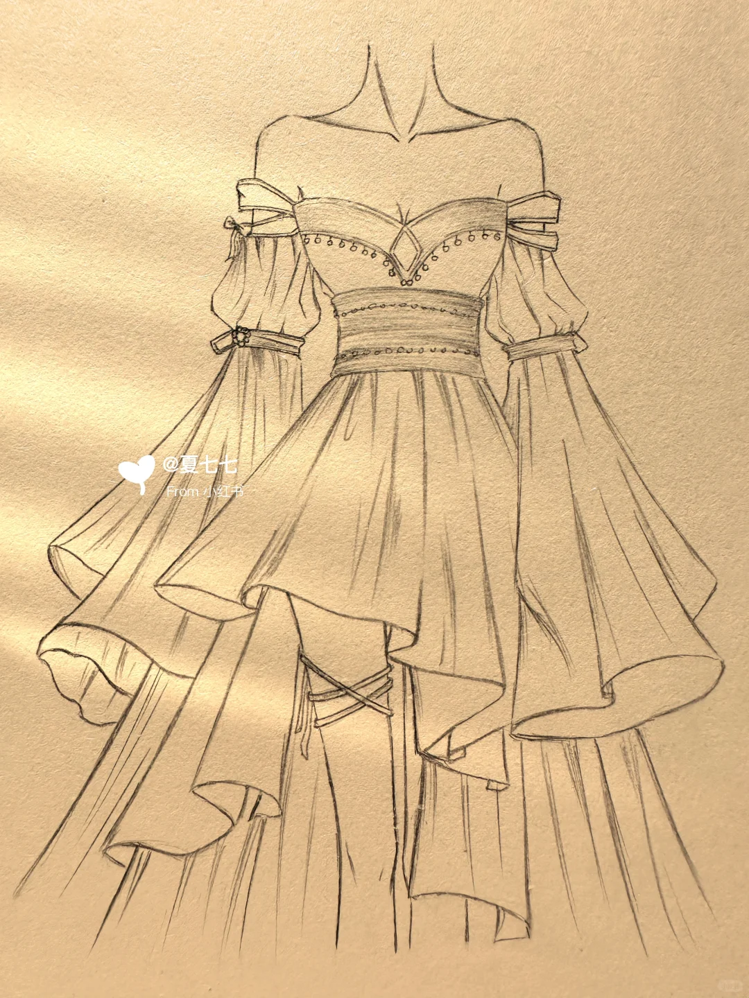 又来画衣服了～～～～