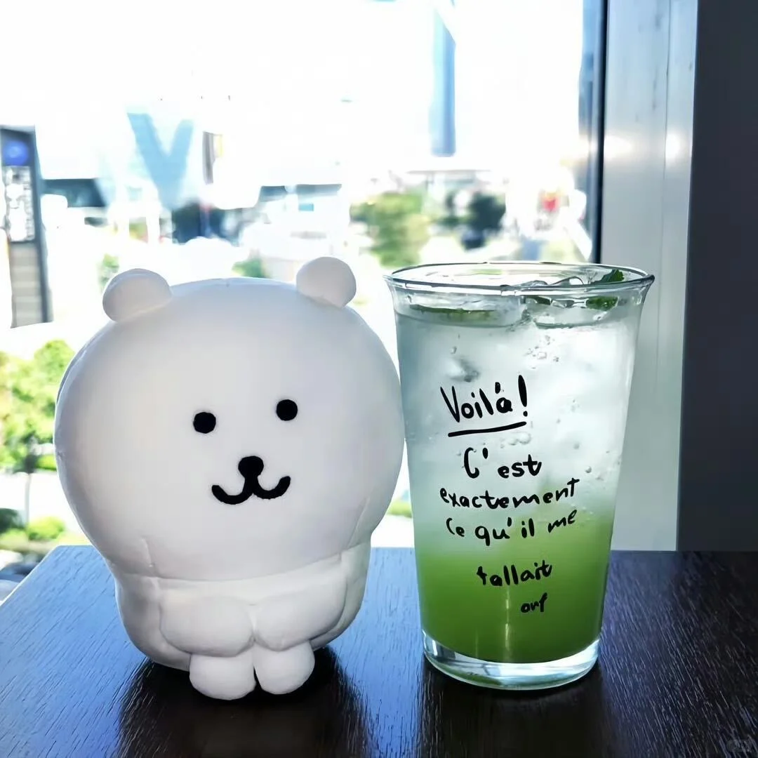 𝐒𝐇𝐀𝐑𝐄🪼｜头像背景图搭配