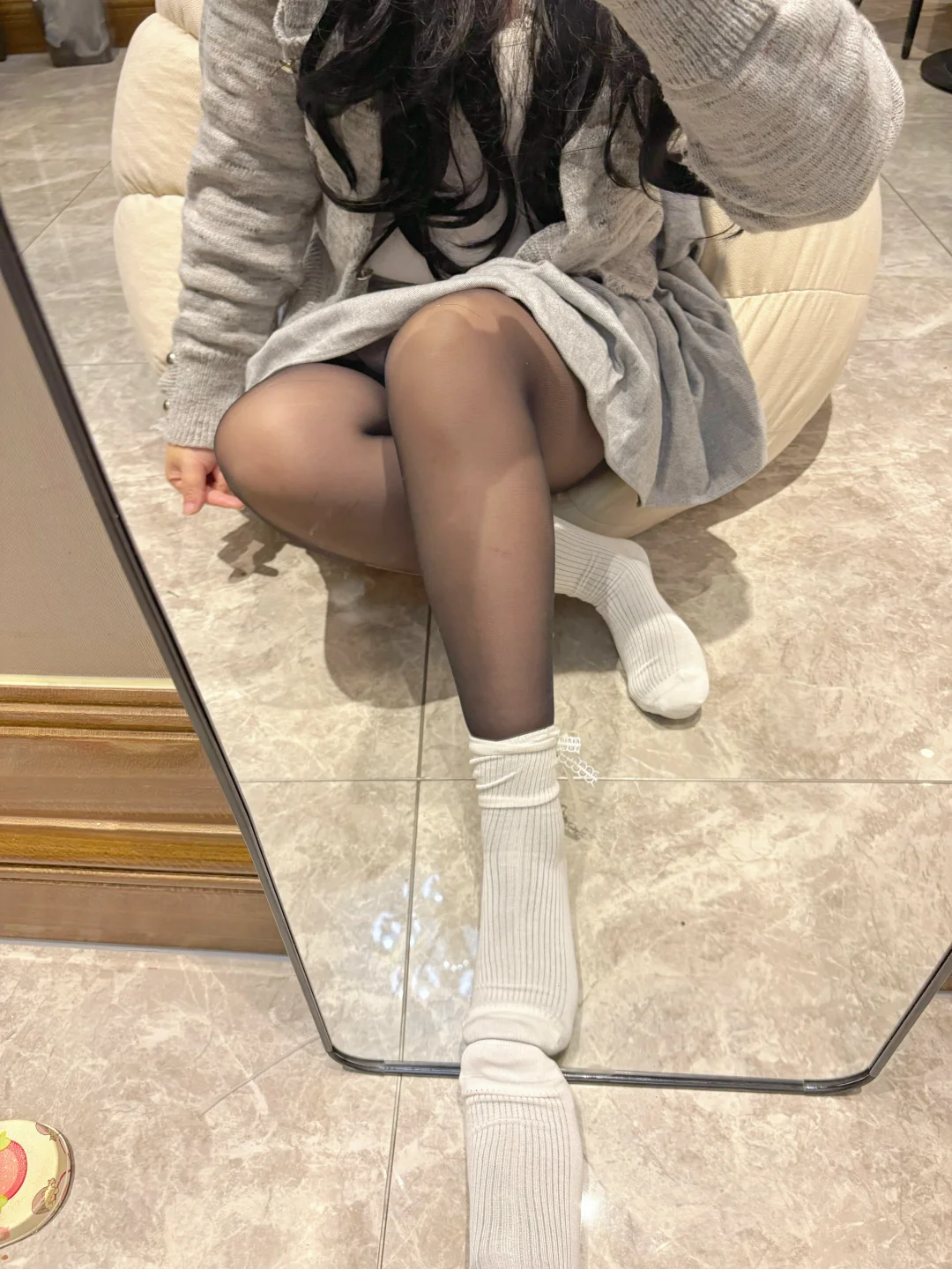 黑丝叠穿白袜yyds