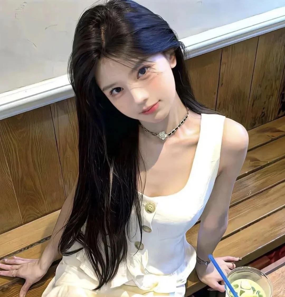 ins风【纯欲高冷女生头像～～