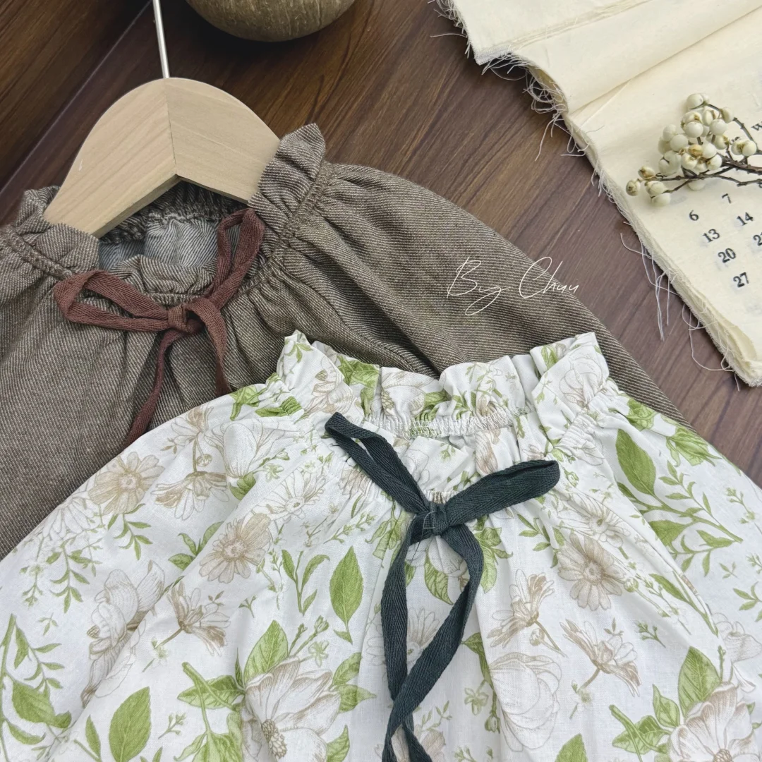 Ins风韩系平铺摄影 | 女小童包屁连体衣