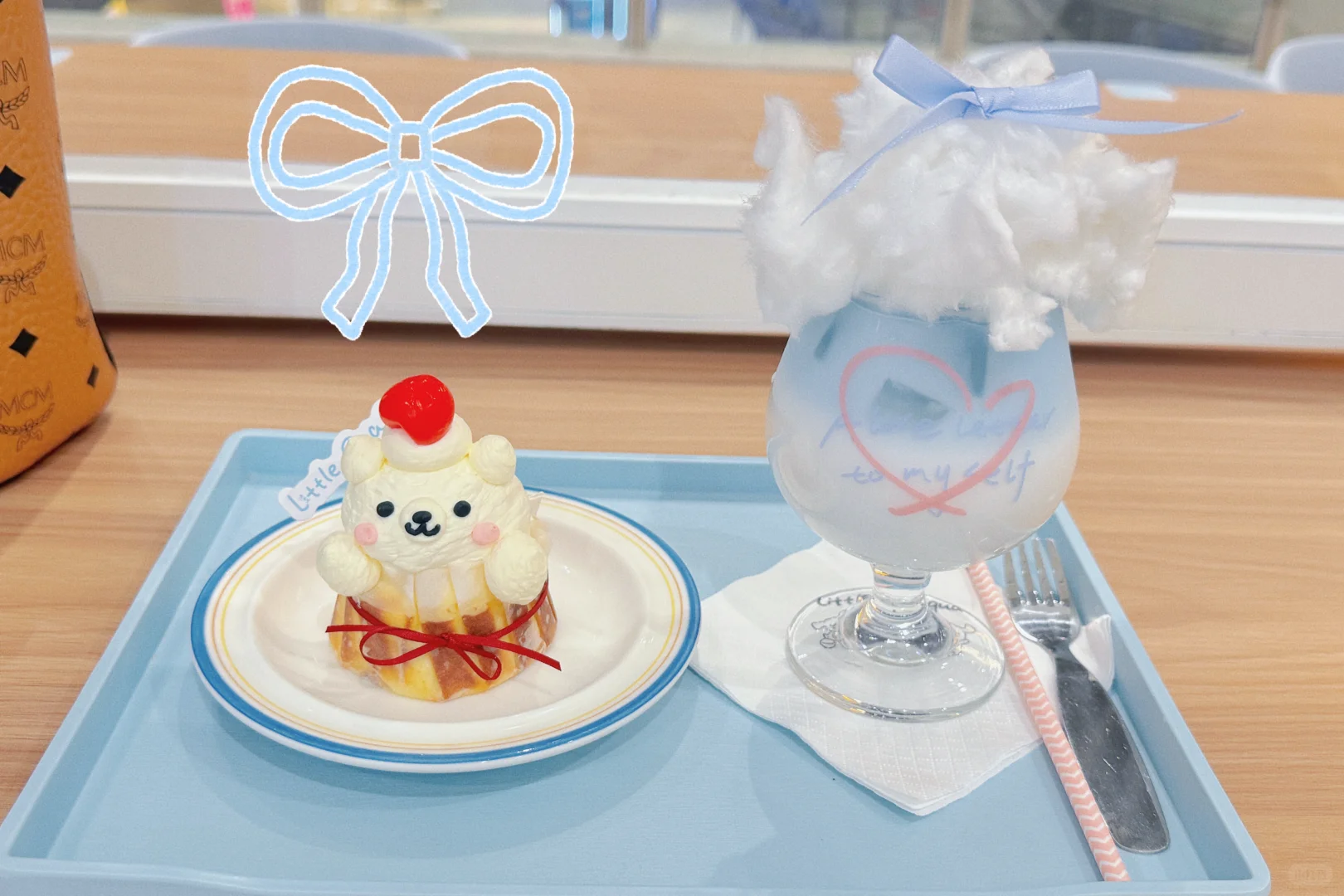 当一天韩女💛甜品店拍照