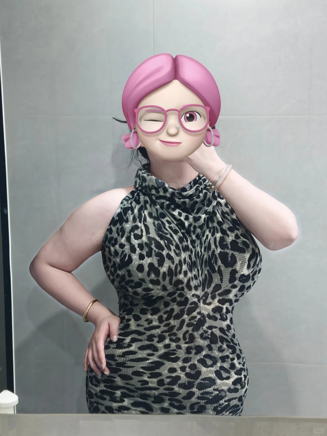 丑裤爆改挂脖紧身裙