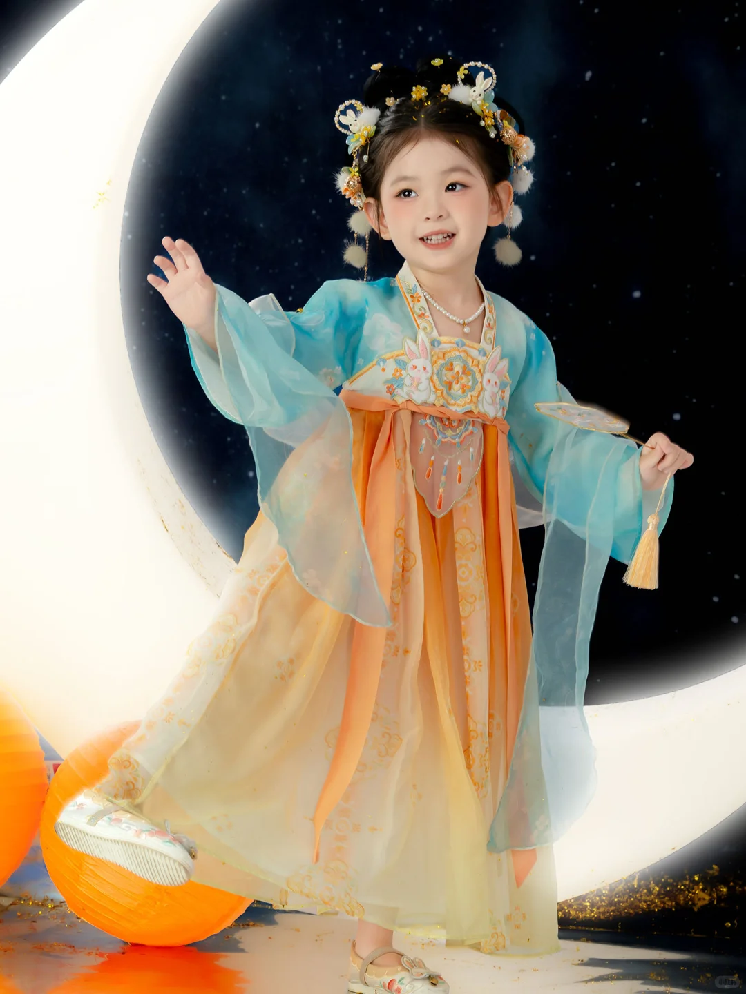 🌙手提玉兔灯的小嫦娥下凡过中秋啦！✨