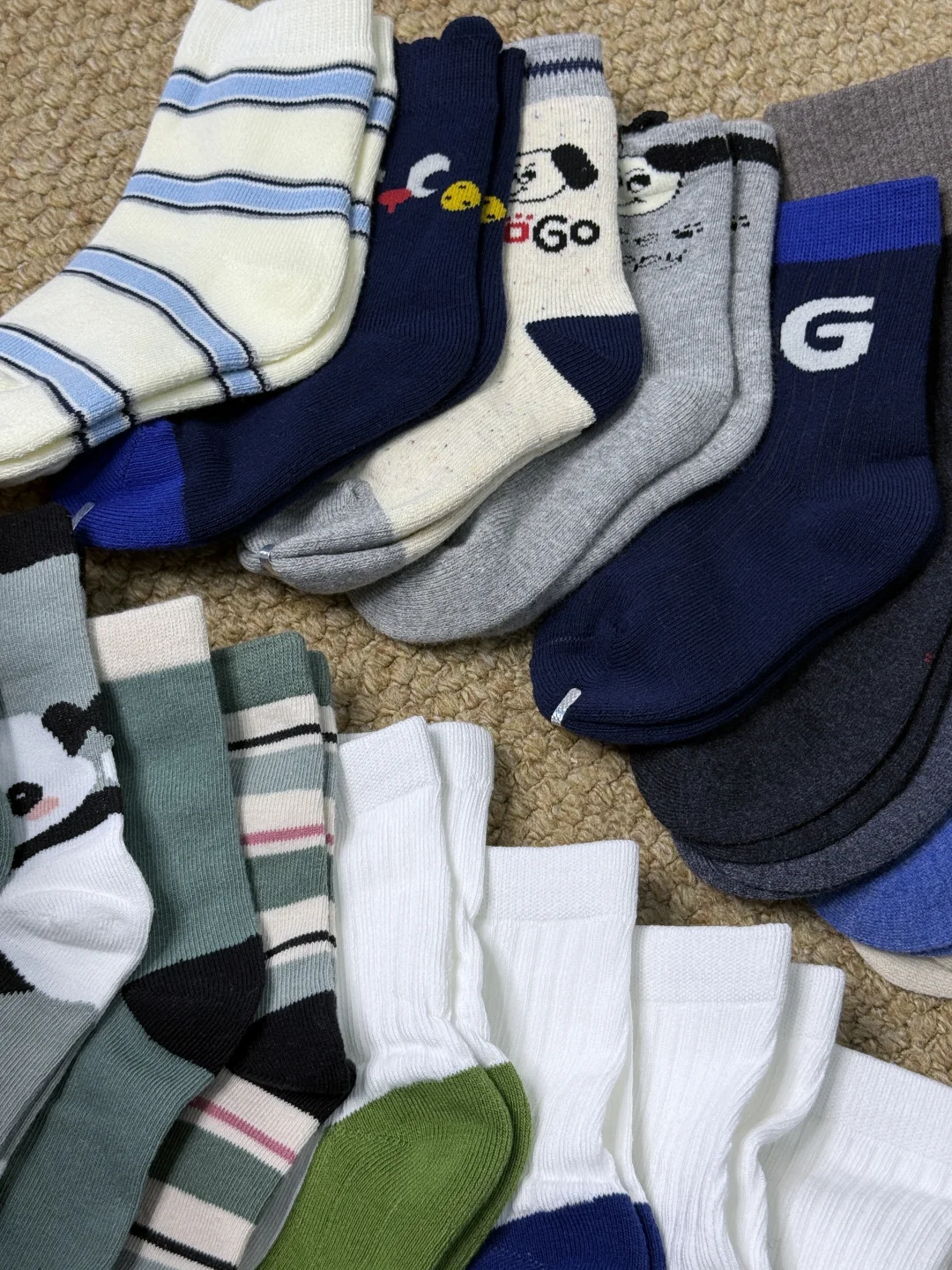 谁懂啊！挖到宝了这堆袜子！