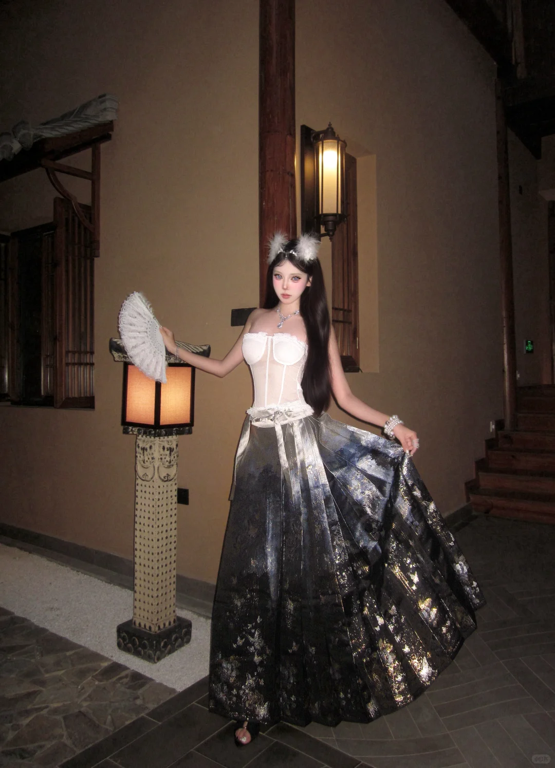 求求别让闺蜜穿这个！合照根本抢不过镜头啊