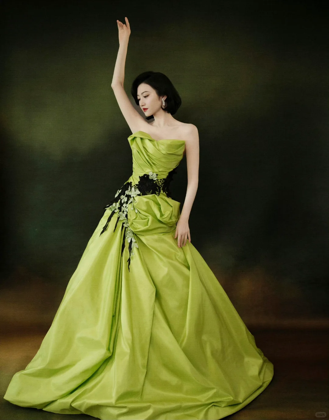 景甜-绝美到窒息的绿色公主裙！！